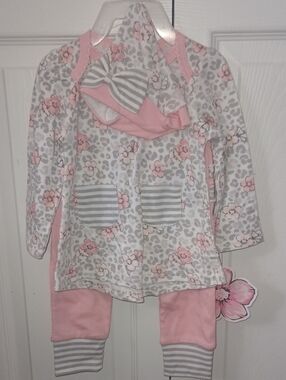 Girls Pink Floral Leopard Print Pajama Set with Matching Hat